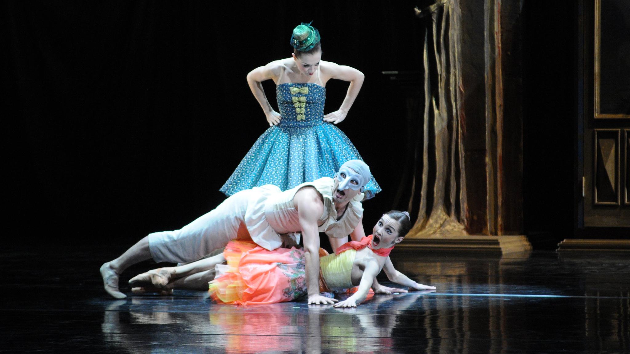 persona-nummer-b-ndeln-golden-mask-theatre-festival-mellow-w-rdig-malz