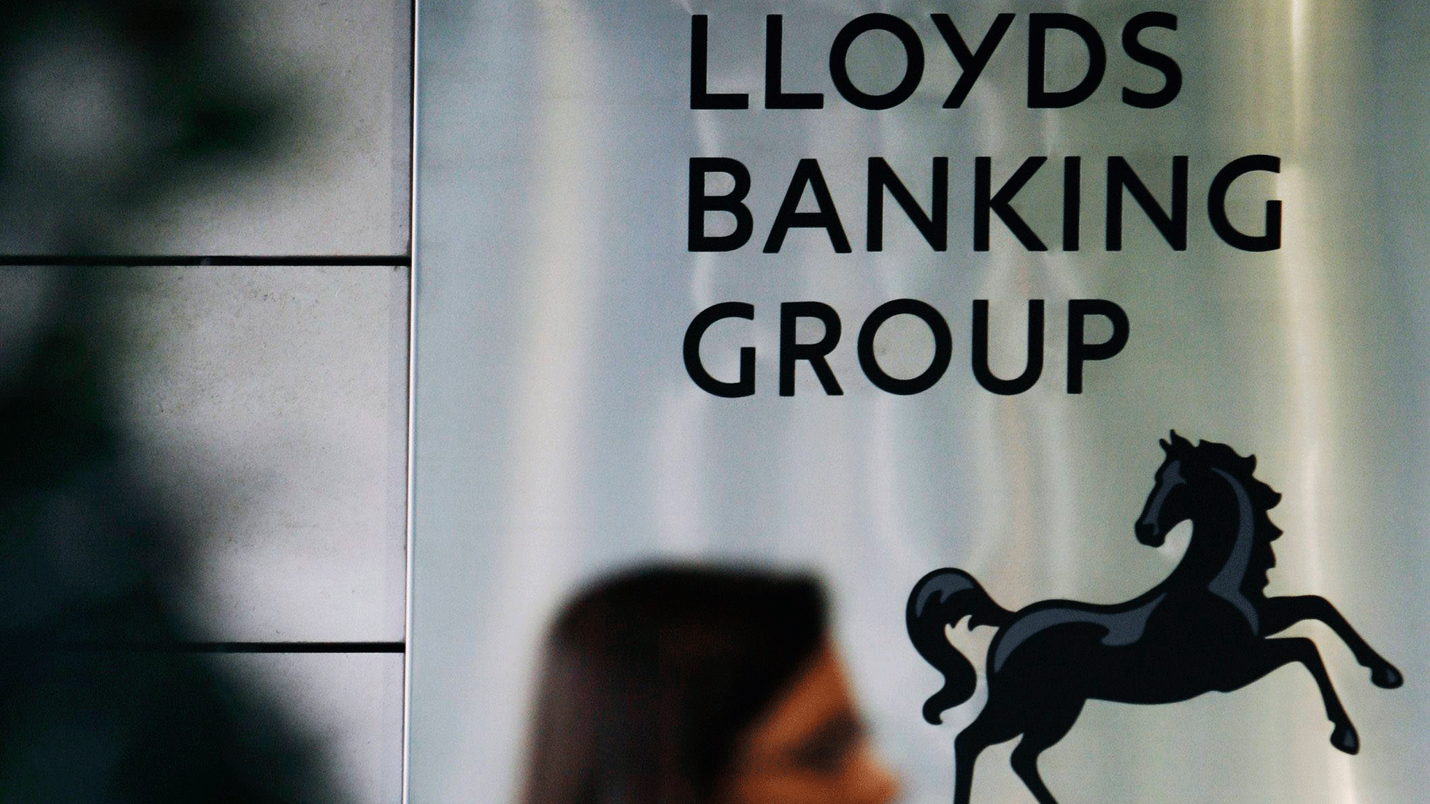Lloyds Record Fine Reflects Tough New Line On Mis Selling