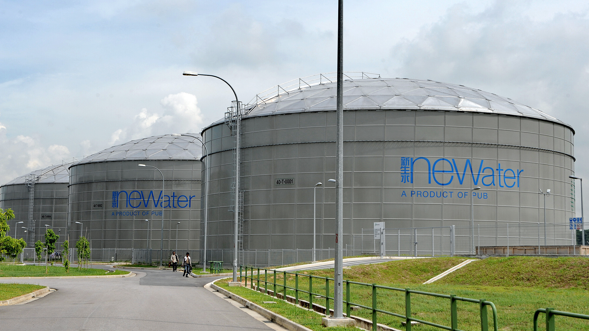 Singapore seeks sustainable water supply