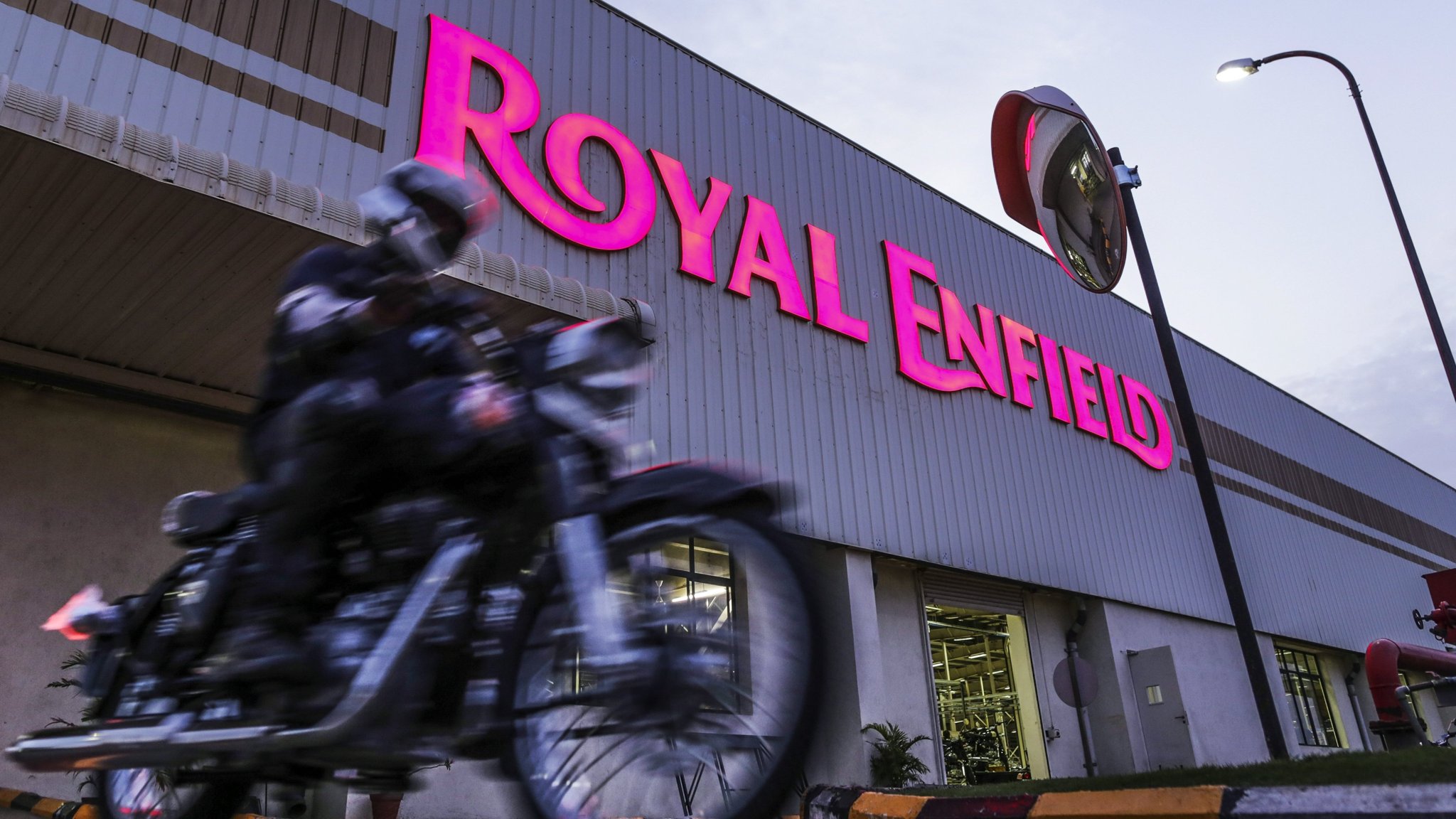 royal enfield in stock market