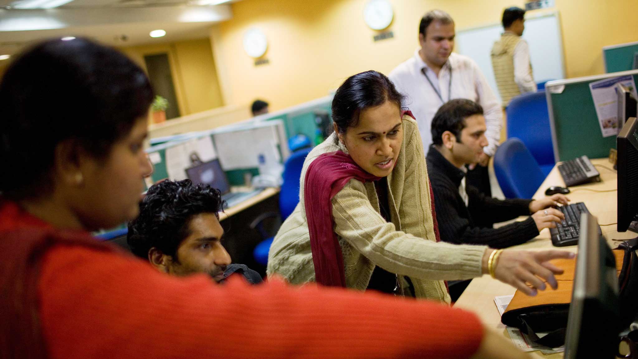 India S Call Centres Make Move Upmarket Financial Times