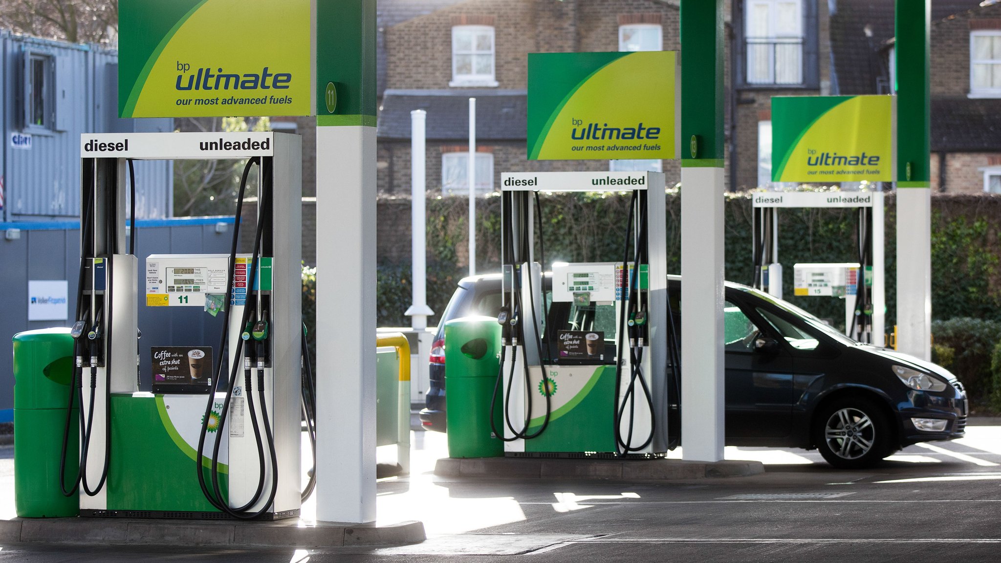 BP buys 527 Australian fuel stations for 1.3bn