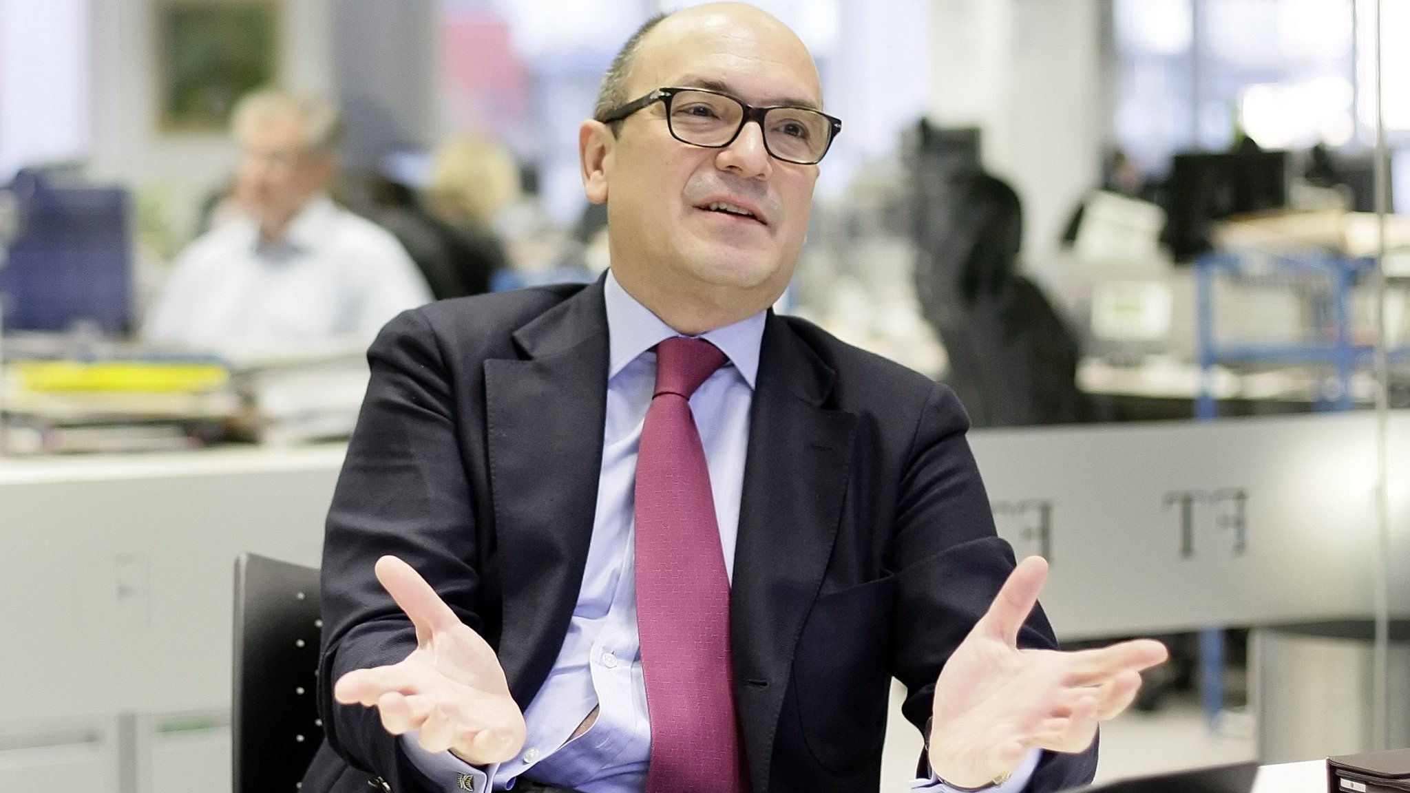 Ie Business School Dean Steps Down Financial Times