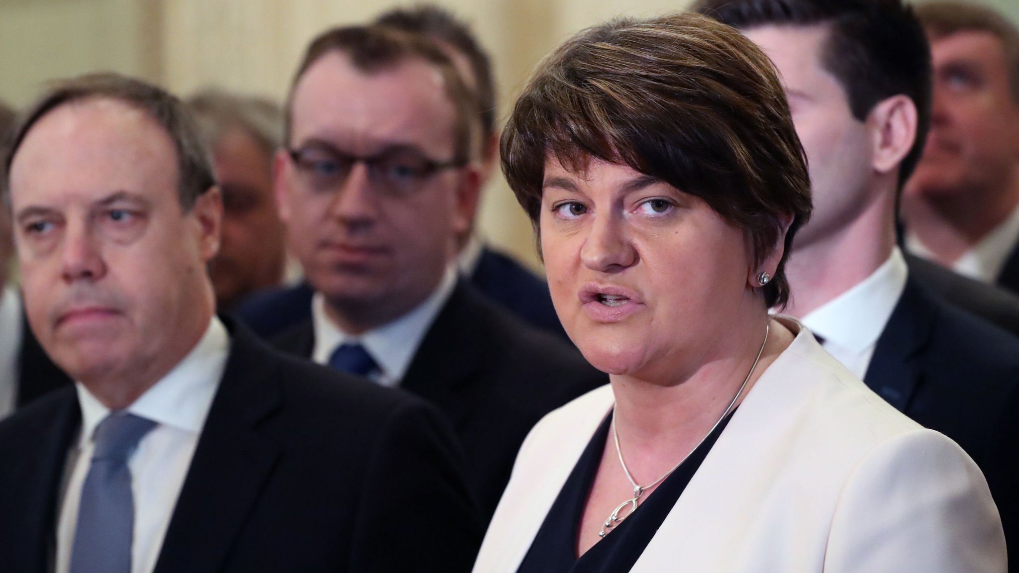 How can N Ireland’s political crisis be resolved?