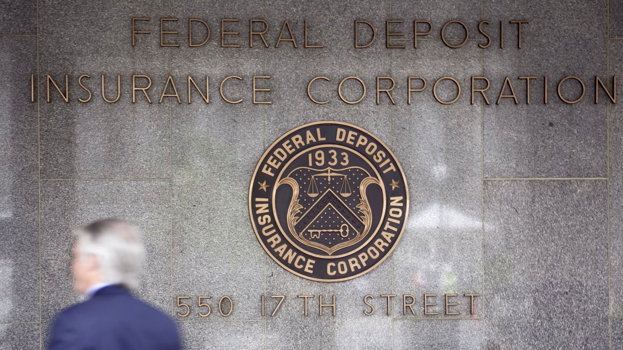 Fdic Sues Barclays Rbs And Other Banks Over Libor Financial Times