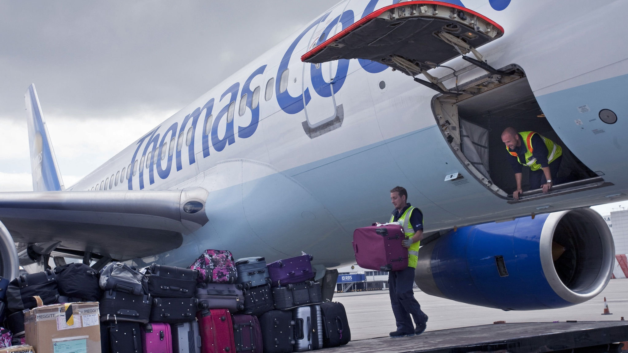 thomas cook add extra baggage