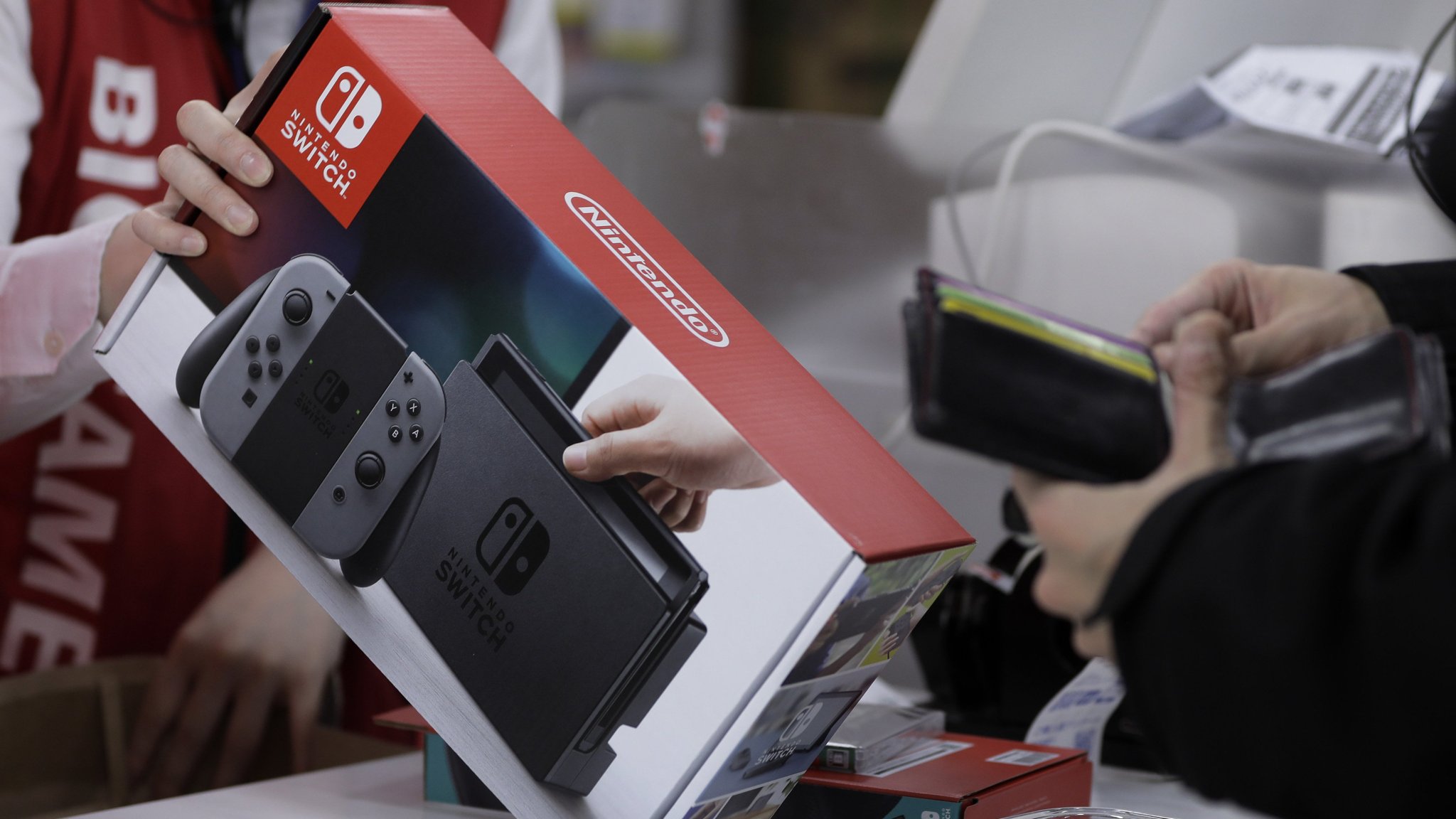 nintendo switch fastest selling console