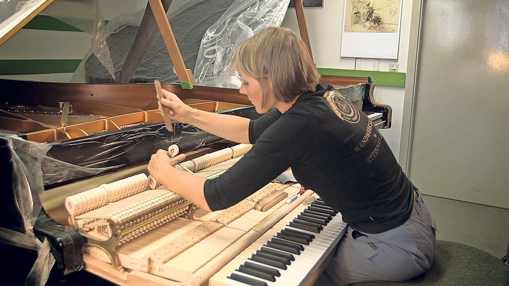 the-key-to-perfection-how-a-steinway-piano-is-made