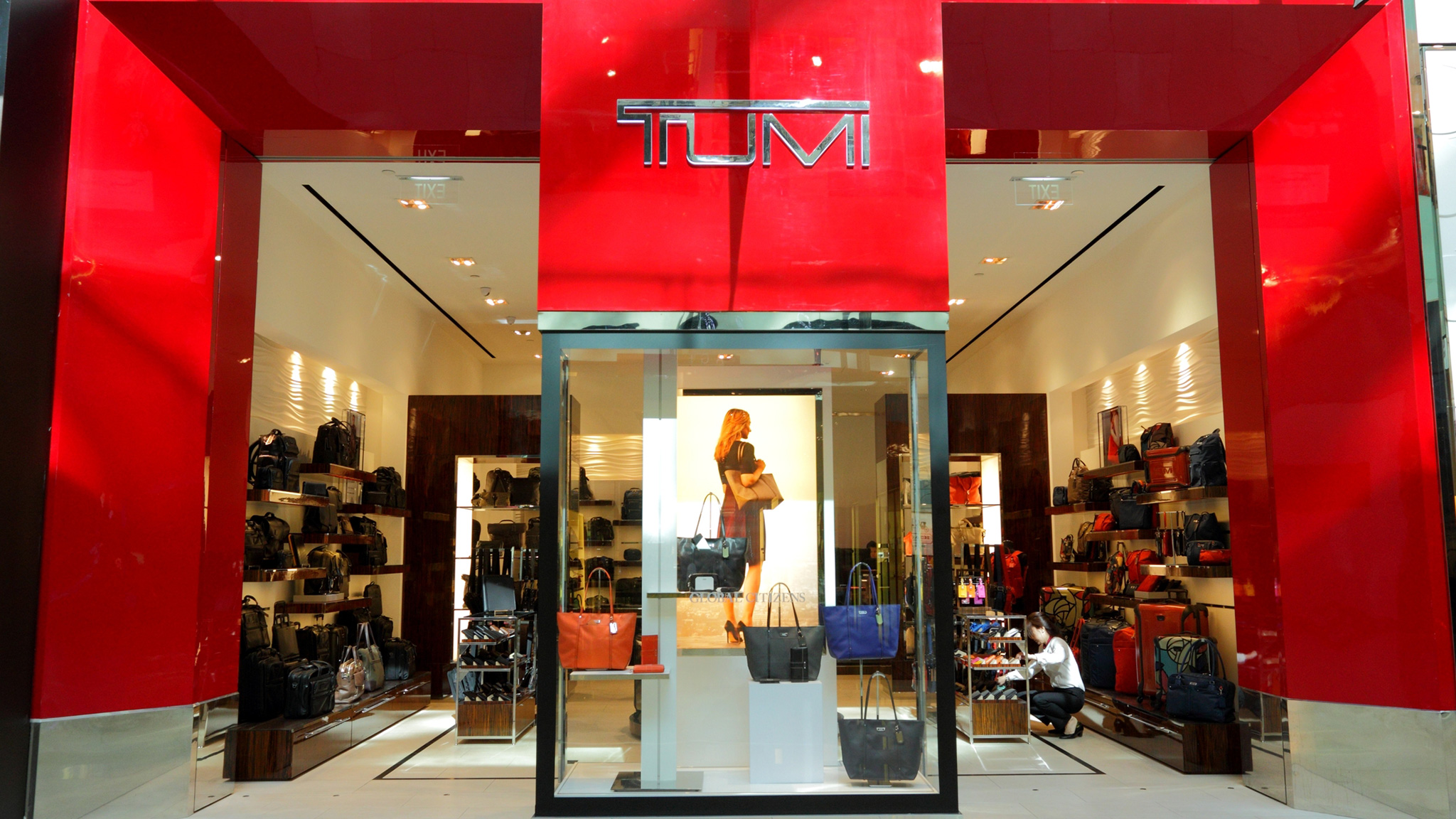 samsonite tumi acquisition