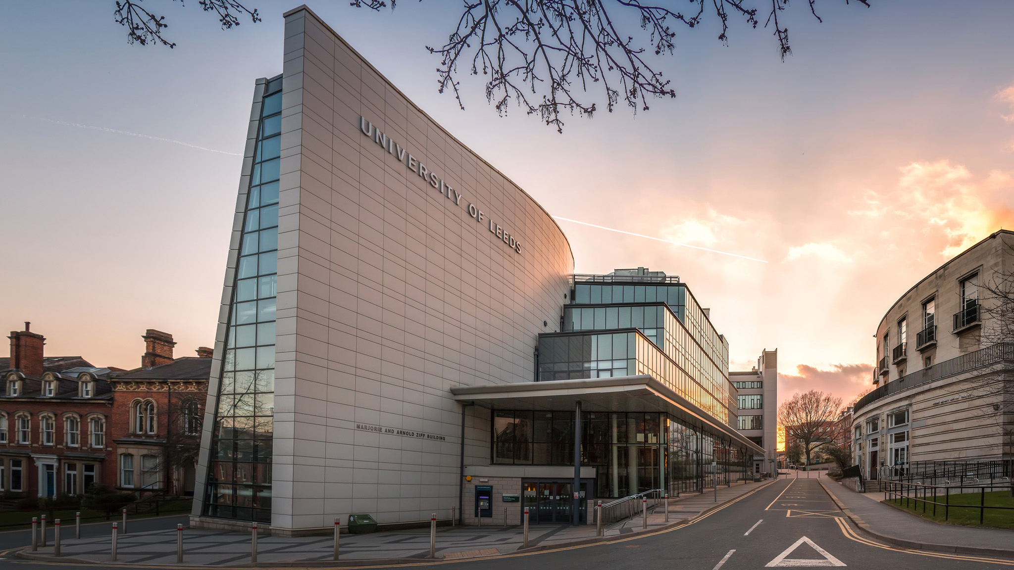 University of Leeds di inggris Sekolah Luar Negeri