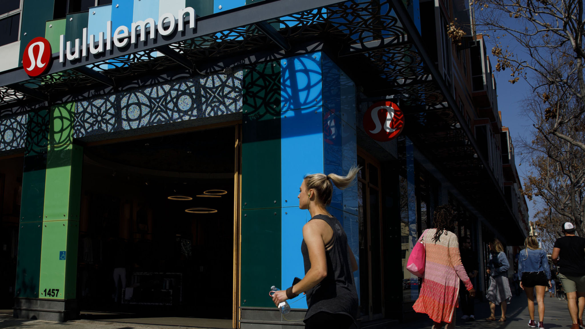 lulu lemon europe