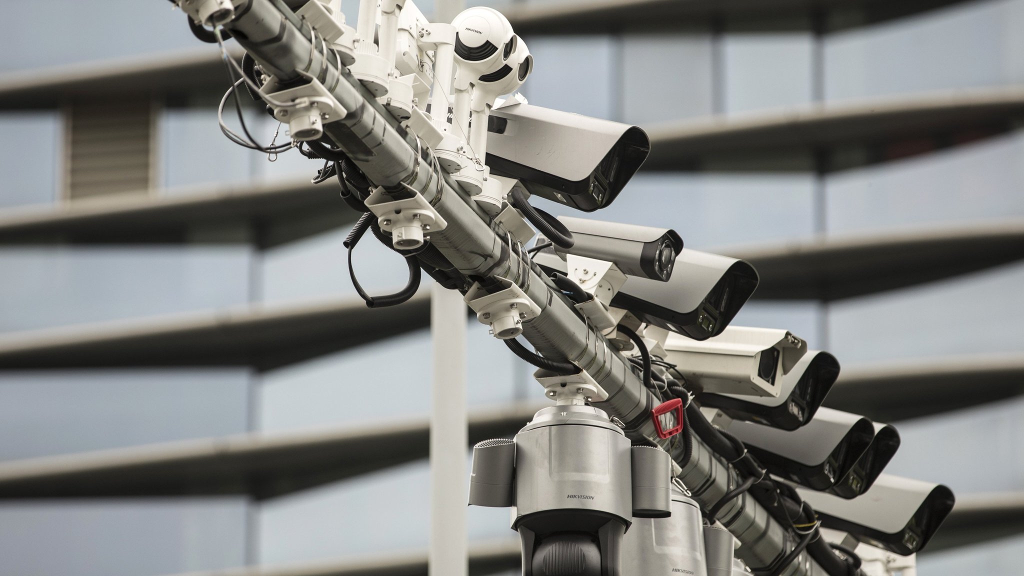 2,000 Chinese-made surveillance cameras 