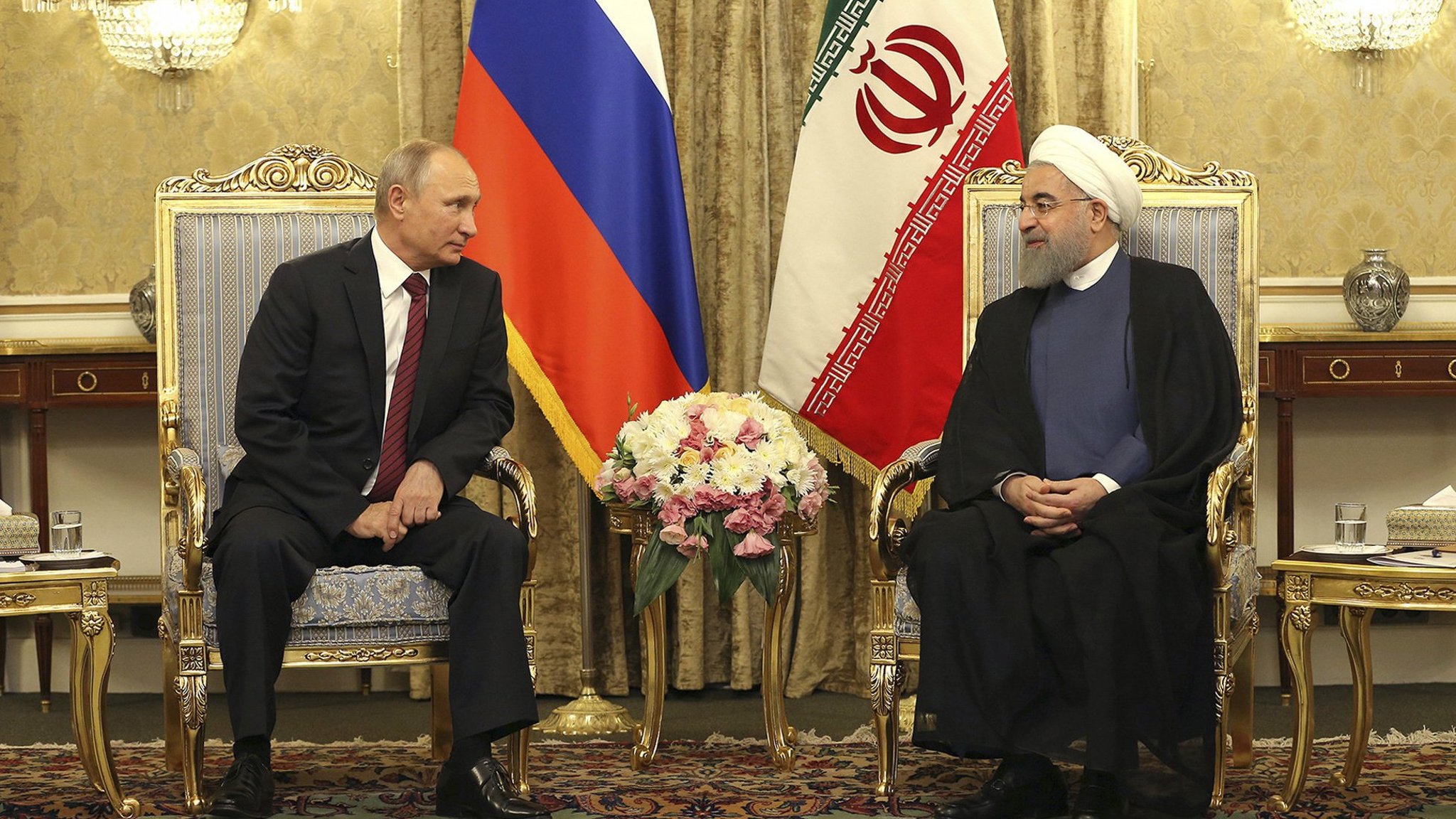 Russia and Iran sign 30bn energy agreements