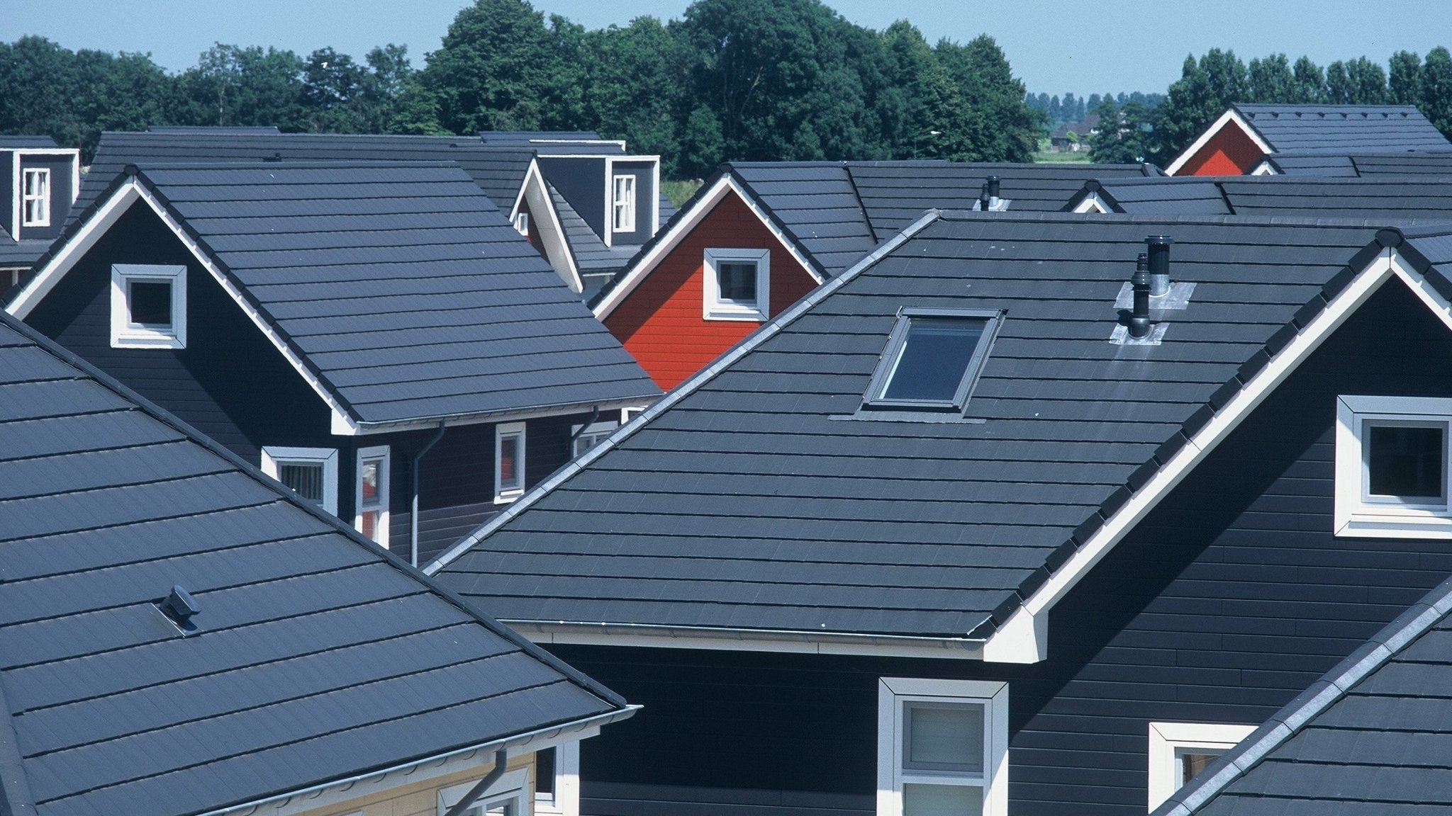 Braas Monier convinces Standard Industries to sweeten bid