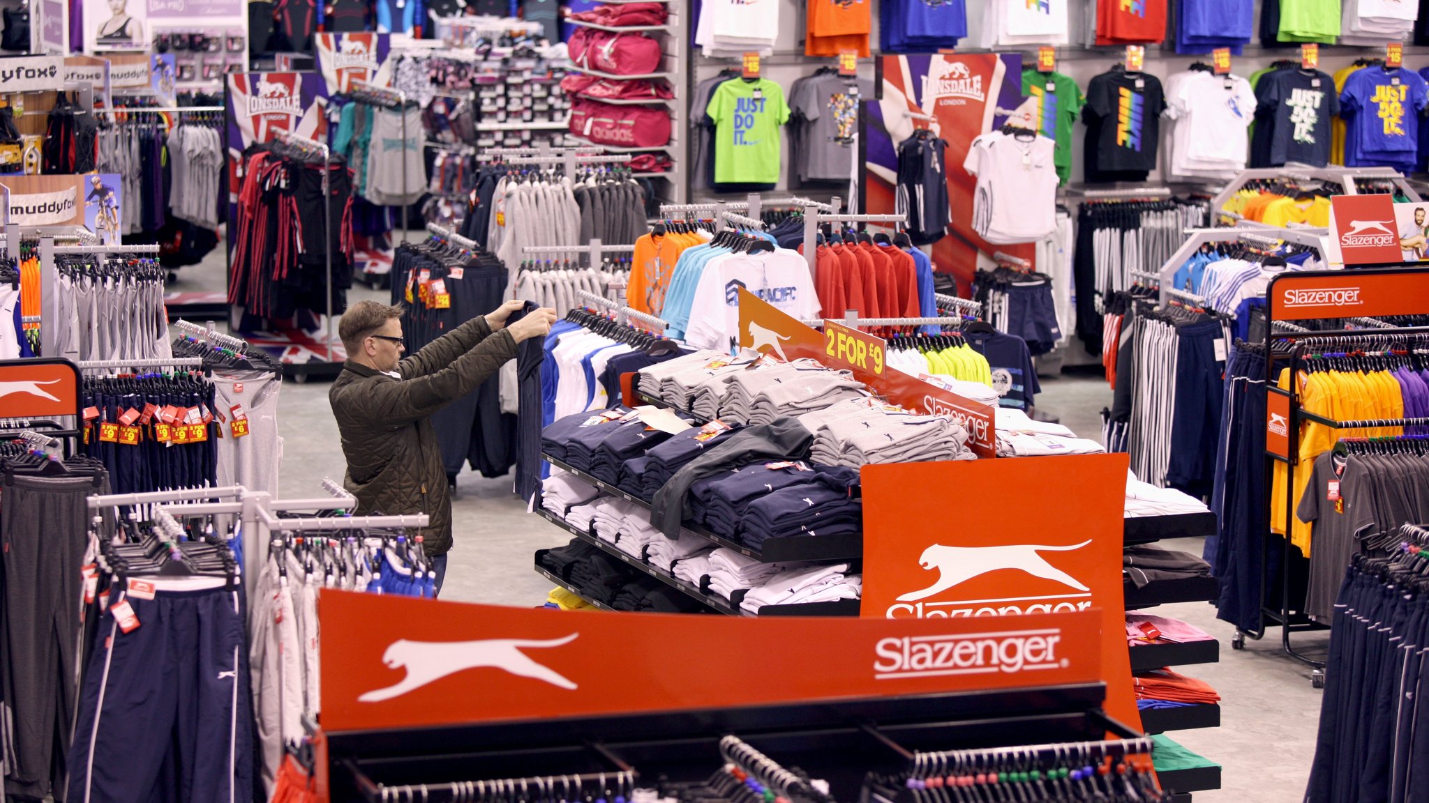 Sports Direct S Ashley Goes Upmarket Financial Times