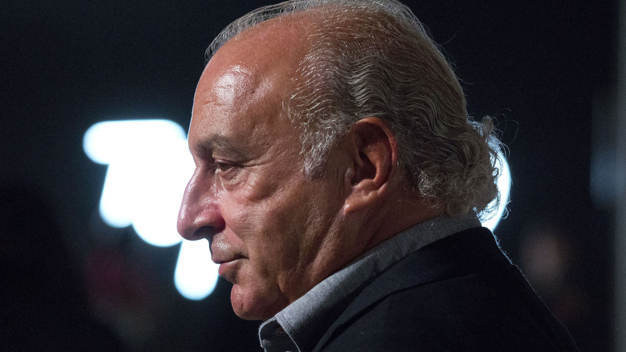 Sir Philip Green, One Of Britain’s Richest Men, Prefers His Nokia