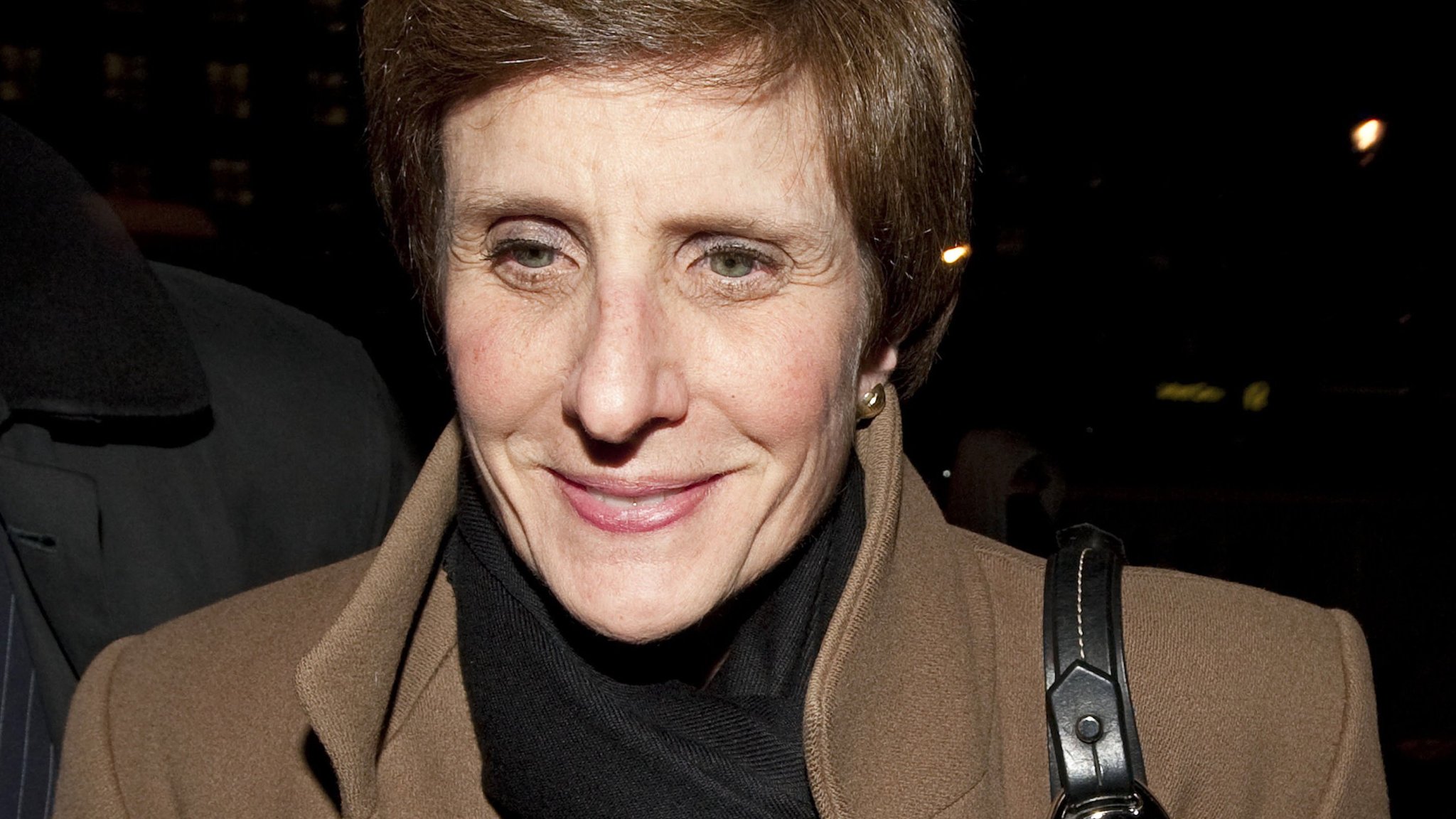 Irene Rosenfeld, CEO who changed the snacks aisle, leaves Mondelez