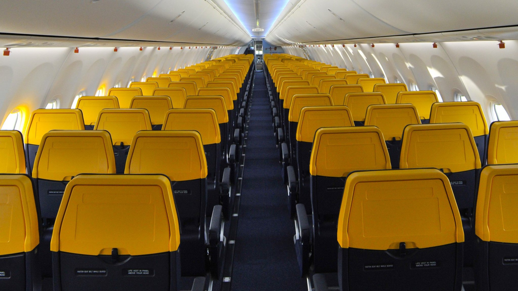 Ryanair takes aim at wheelie bags to reduce flight delays