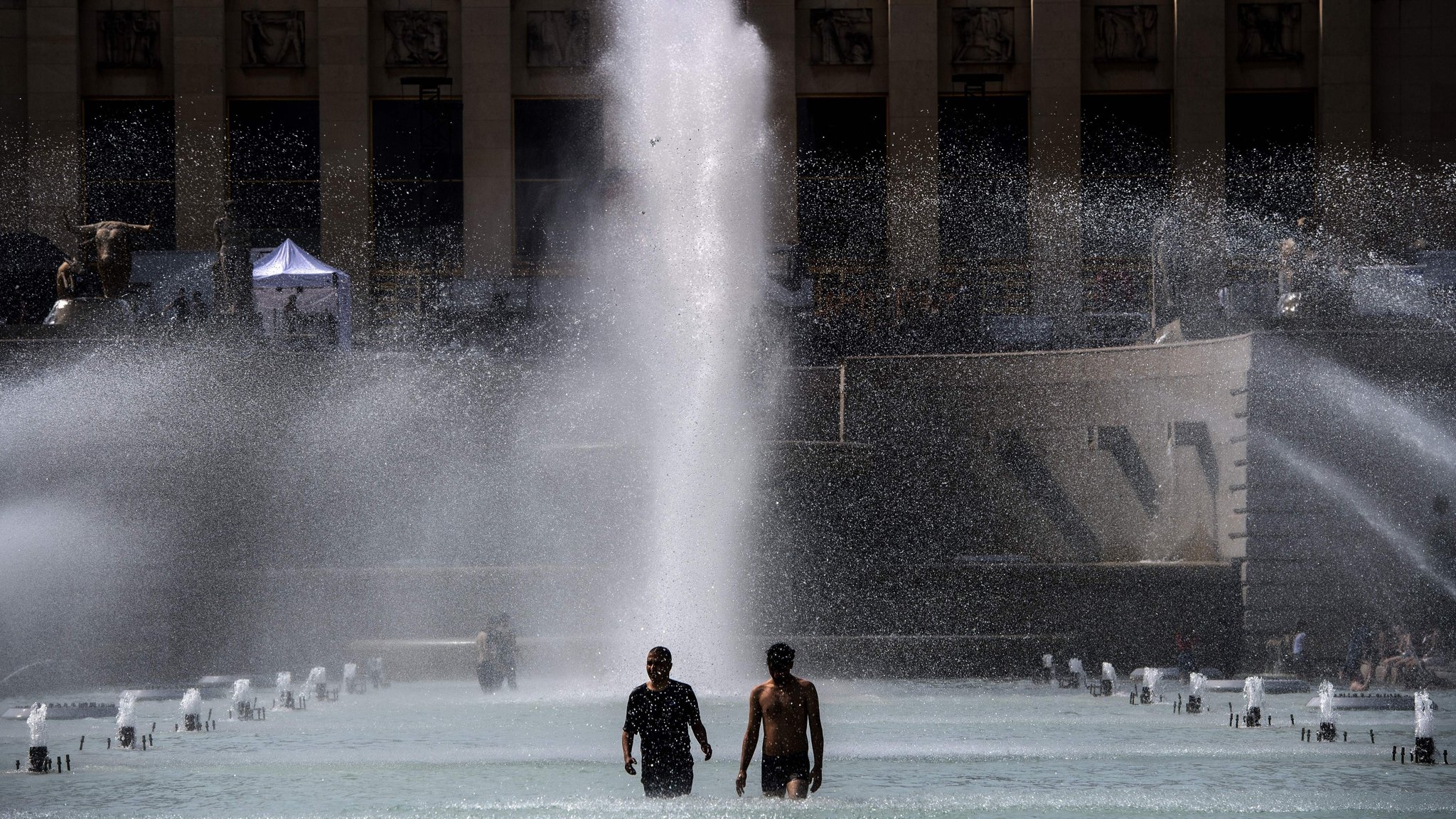 Europe on alert as 'dangerous' heatwave approaches | Financial Times