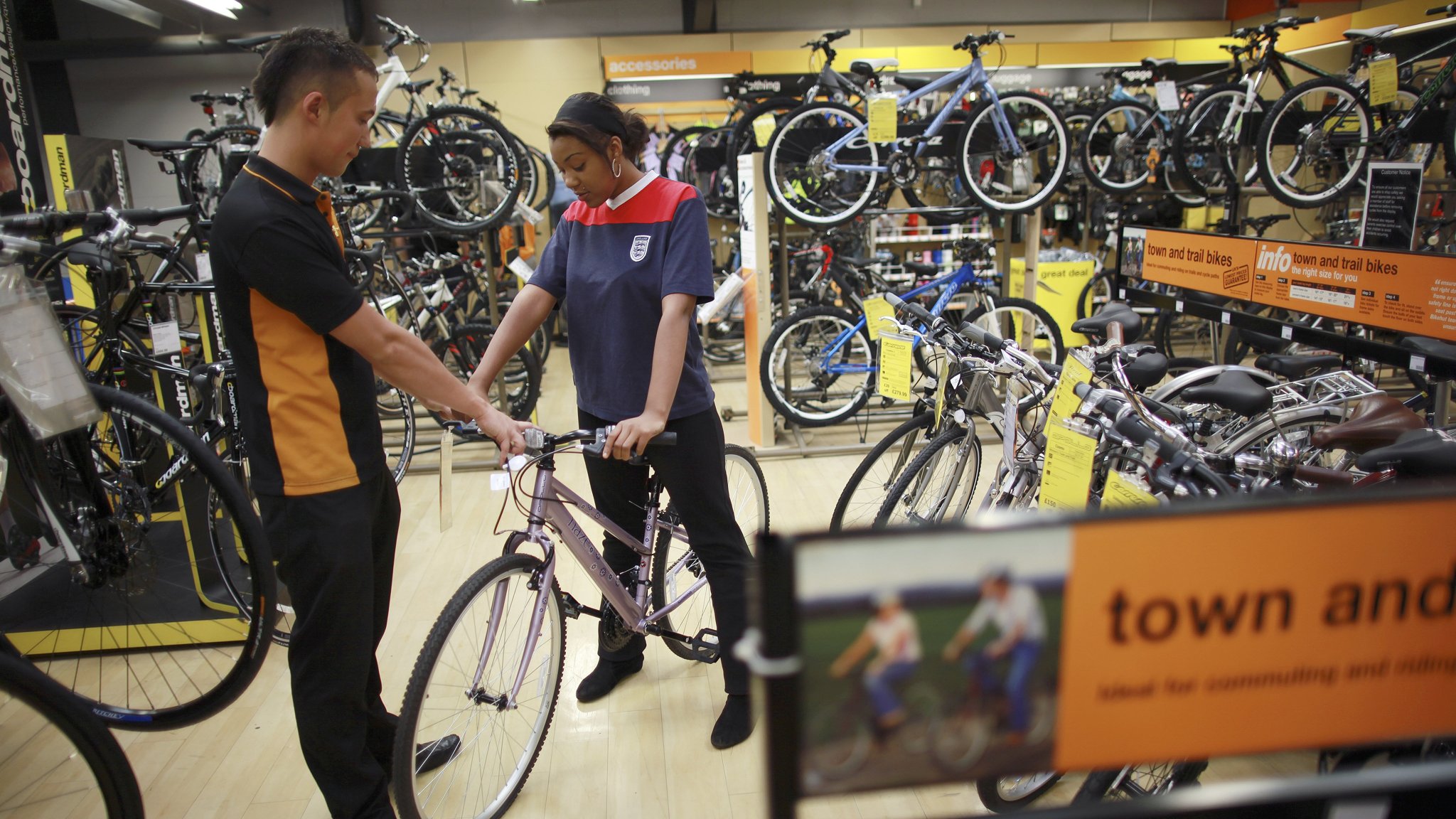 halfords bike stock