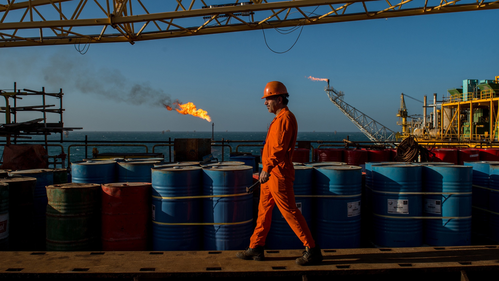 Oil tops $70 a barrel as Middle East tensions rattle markets | Financial  Times