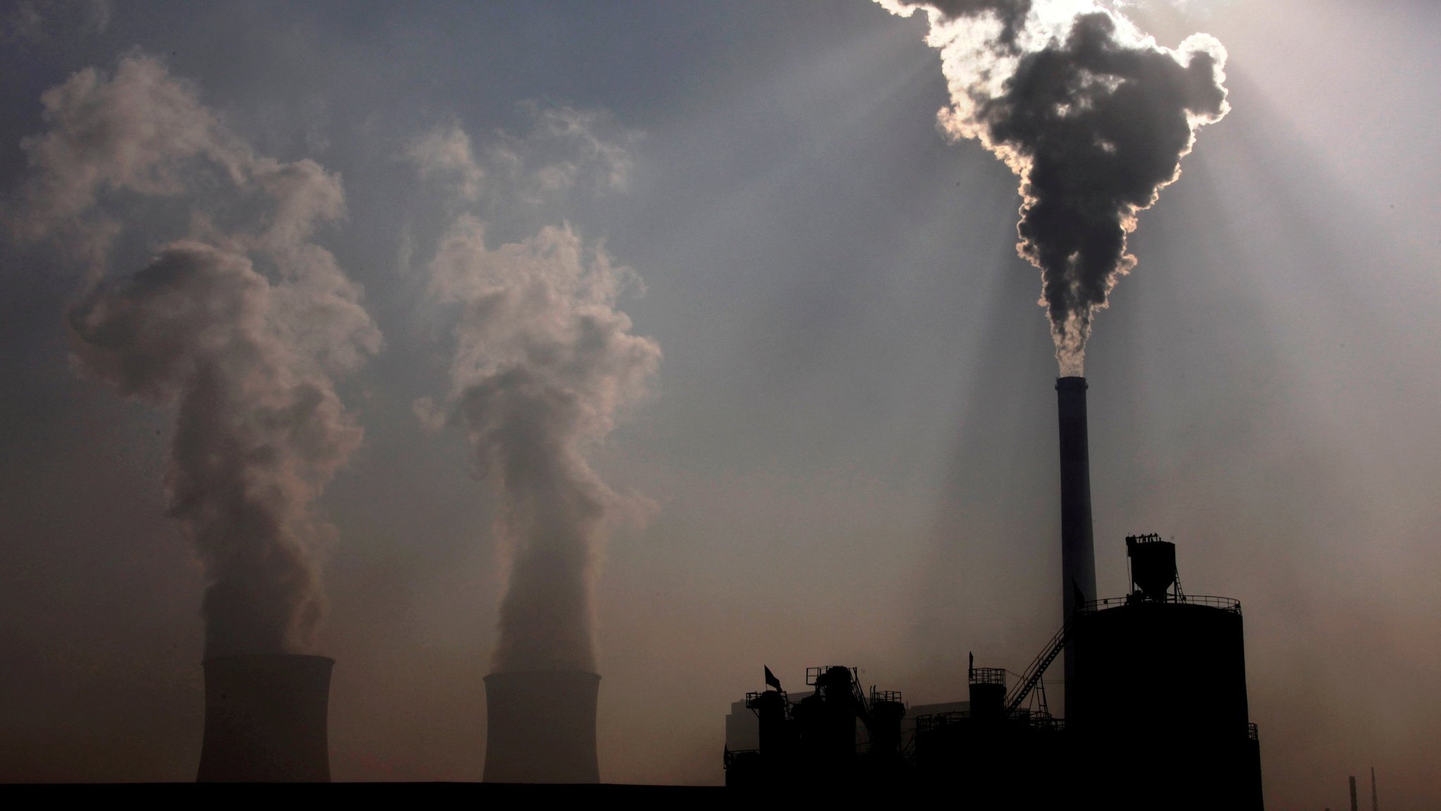 China coal glut threatens to create $90bn in 'stranded assets' | Financial  Times