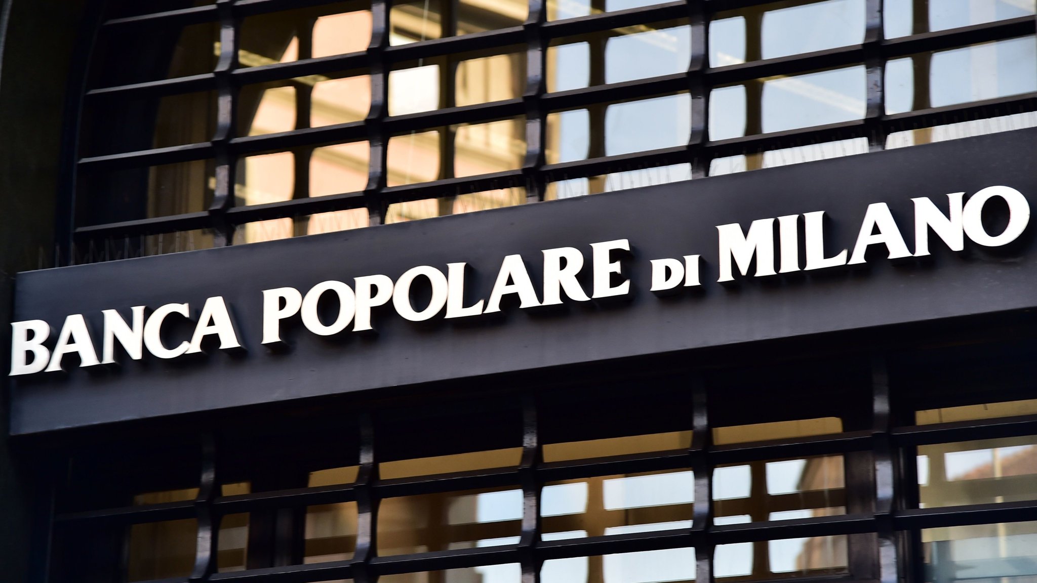 Banco Popolare And Bpm Shareholders Back Merger Financial Times