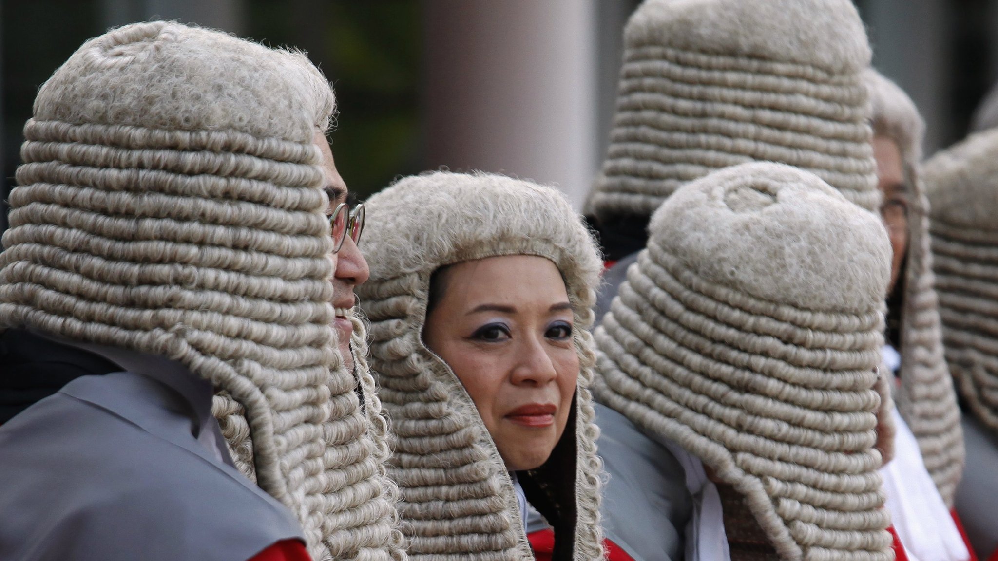 white wigs in court