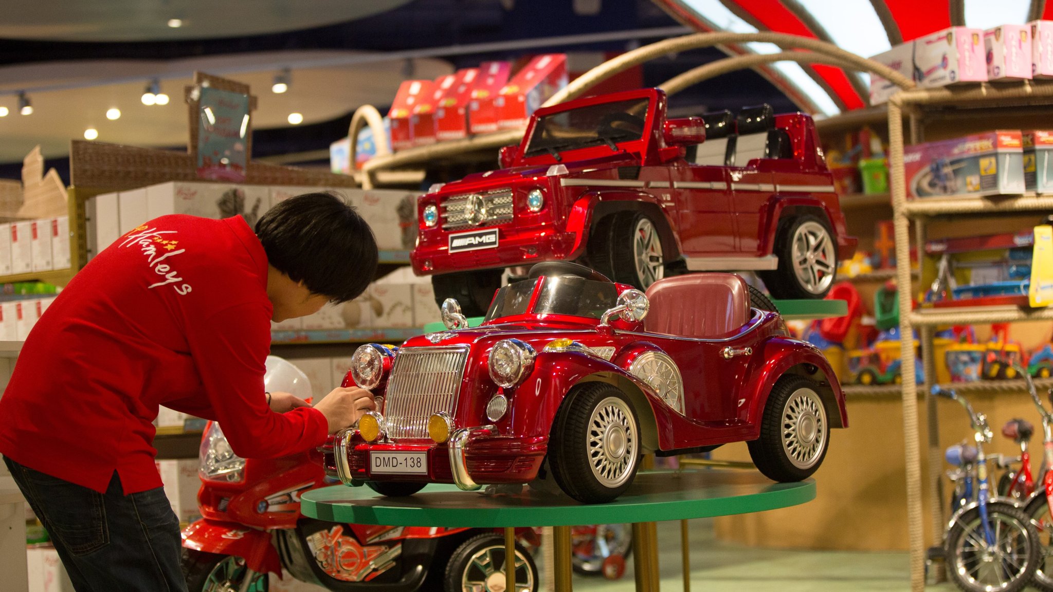 hamleys diecast cars