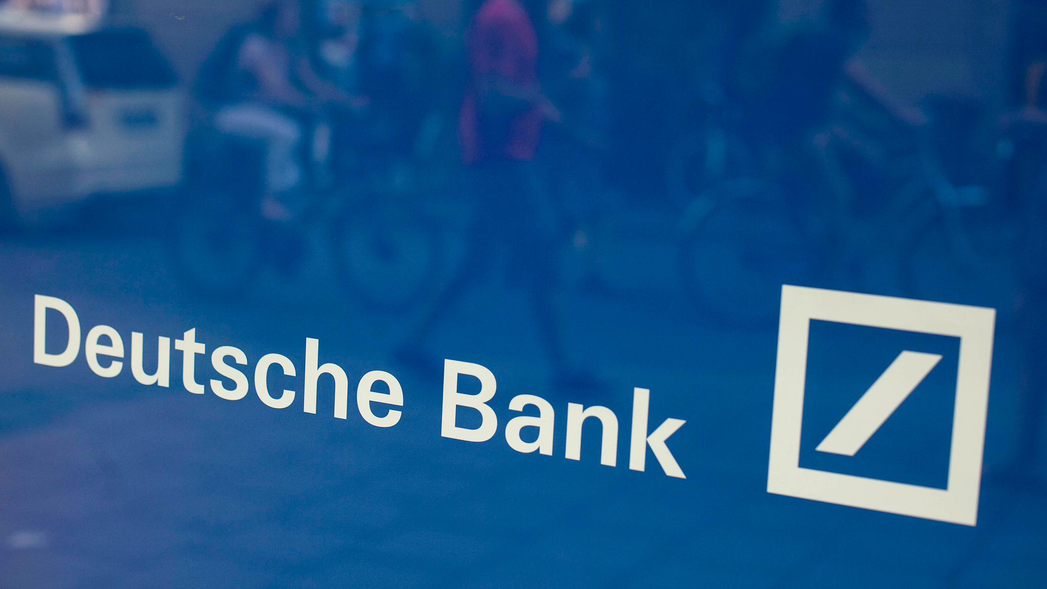 Deutsche Bank Show Of Strength Or A Fiction Financial Times