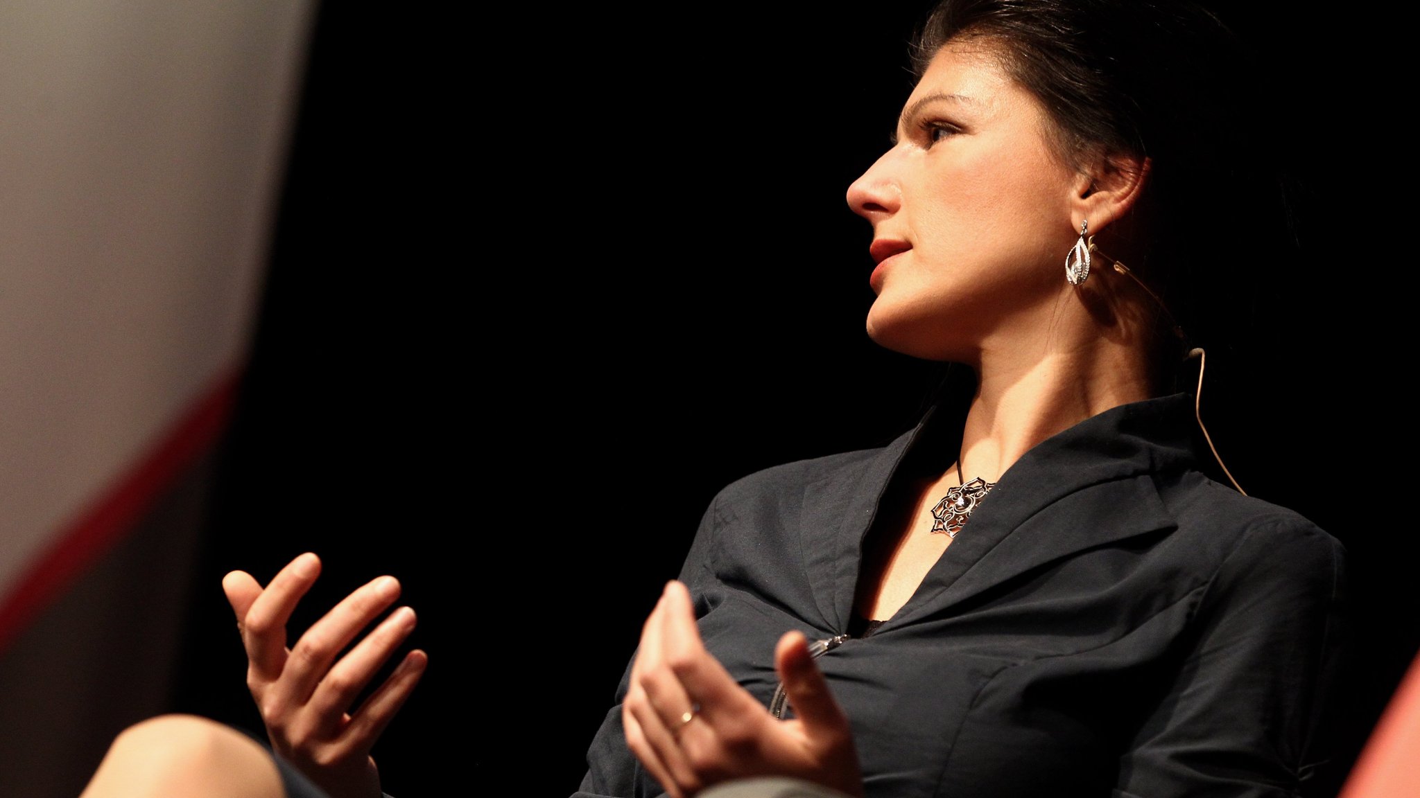 German political shift favours hard-left icon Sahra Wagenknecht